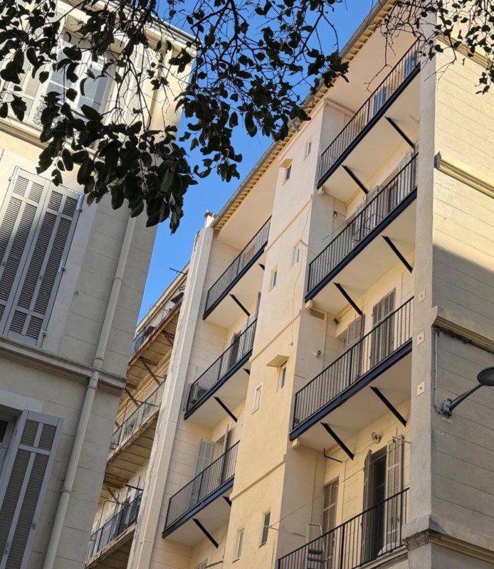 Rénovation de copropriété à Marseille : expertise en façade, étanchéité et balcons