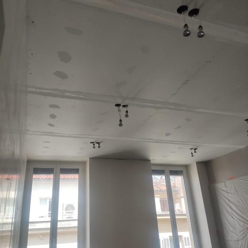 Entreprise spécialisée dans la pose de placo ba13 avec bandes de finitions et préparation des supports à Marseille